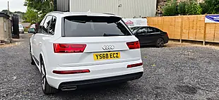 Used 2018 Audi Q7 Black Edition Glacier White - Interior and Exterior details 16