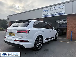 Used 2018 Audi Q7 Black Edition White - Interior and Exterior details 10
