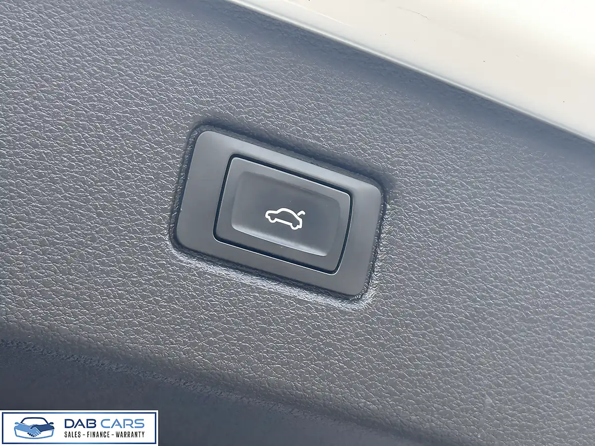 Used 2018 Audi Q7 Black Edition White - Interior and Exterior details 8