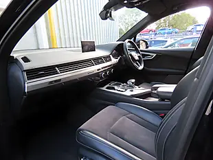 Used 2018 Audi Q7 S Line Black - Interior and Exterior details 10