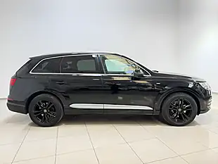Used 2018 Audi Q7 S Line Black - Interior and Exterior details 12
