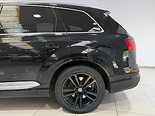 Used 2018 Audi Q7 S Line Black - Interior and Exterior details 8