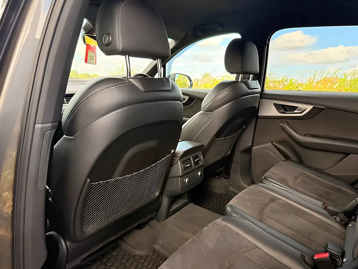 Used 2018 Audi Q7 S Line Grey - Interior and Exterior details 11