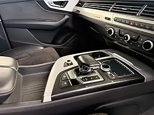 Used 2018 Audi Q7 S Line Grey - Interior and Exterior details 14