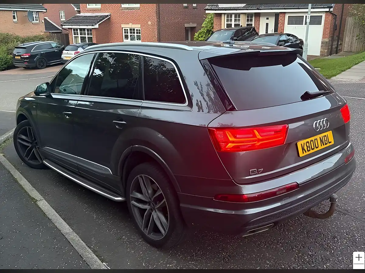 Used 2018 Audi Q7 S Line Grey - Interior and Exterior details 3