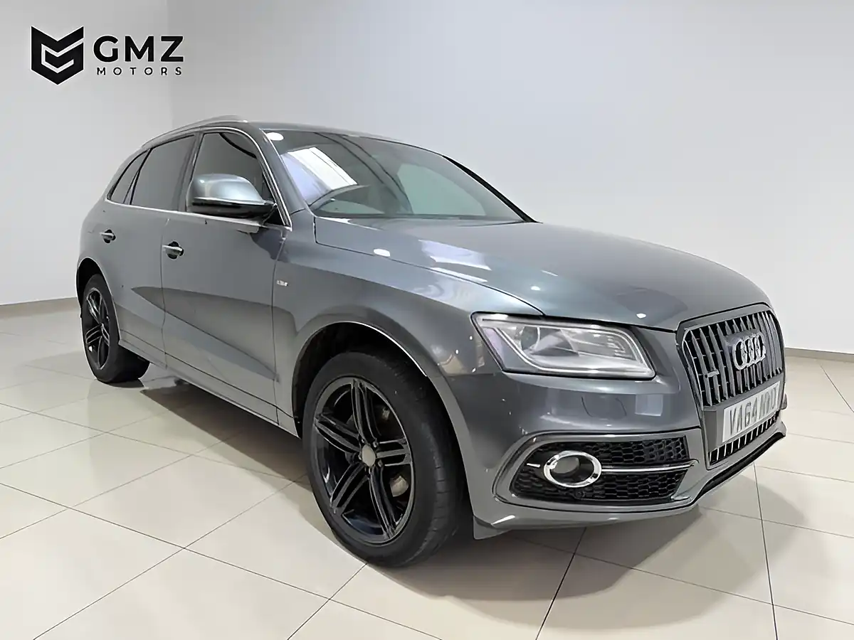 Used 2018 Audi Q7 S Line - Interior and Exterior details 9