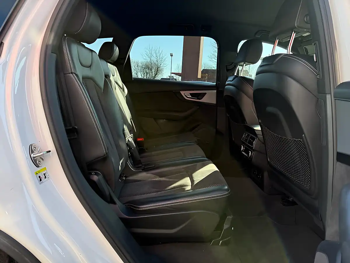 Used 2018 Audi Q7 S Line White - Interior and Exterior details 17