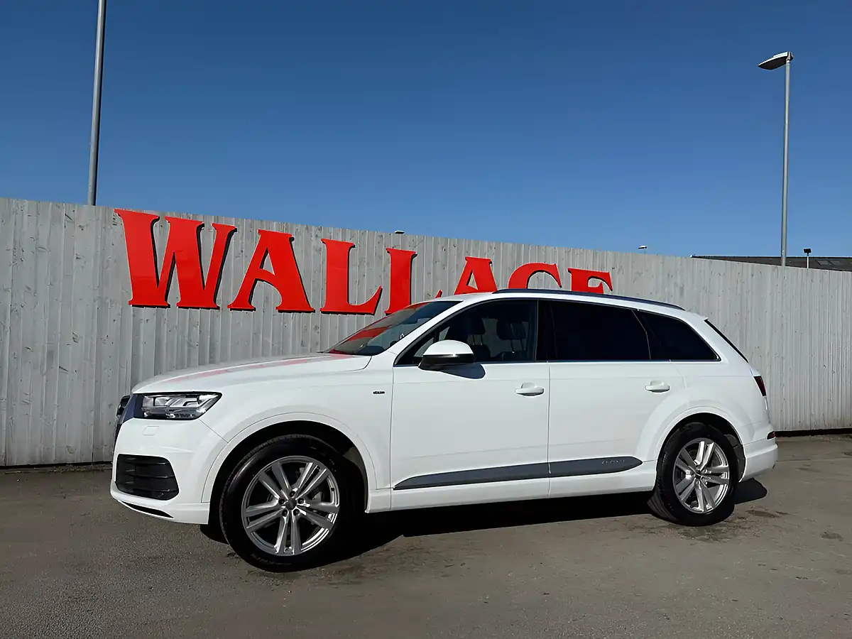 Used 2018 Audi Q7 S Line White - Interior and Exterior details 5
