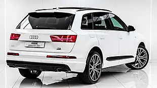 Used 2018 Audi Q7 S Line White - Interior and Exterior details 14