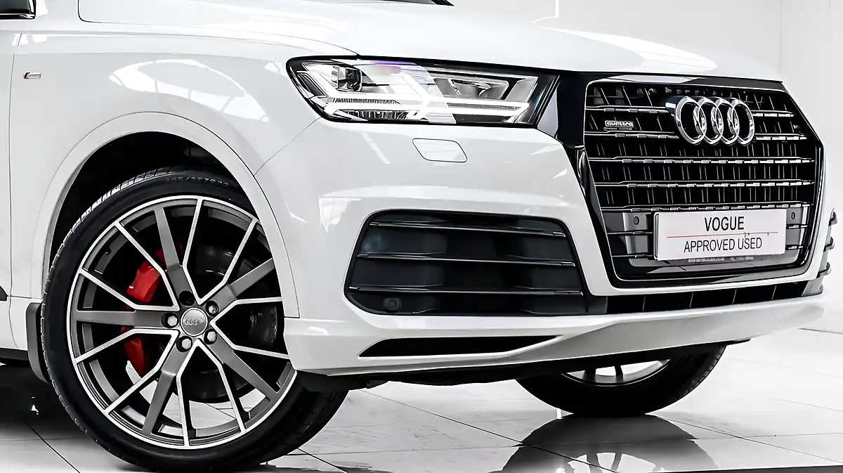 Used 2018 Audi Q7 S Line White - Interior and Exterior details 5