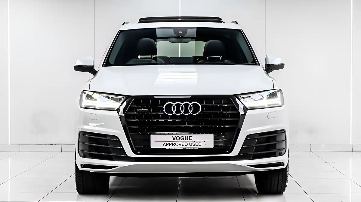 Used 2018 Audi Q7 S Line White - Interior and Exterior details 9