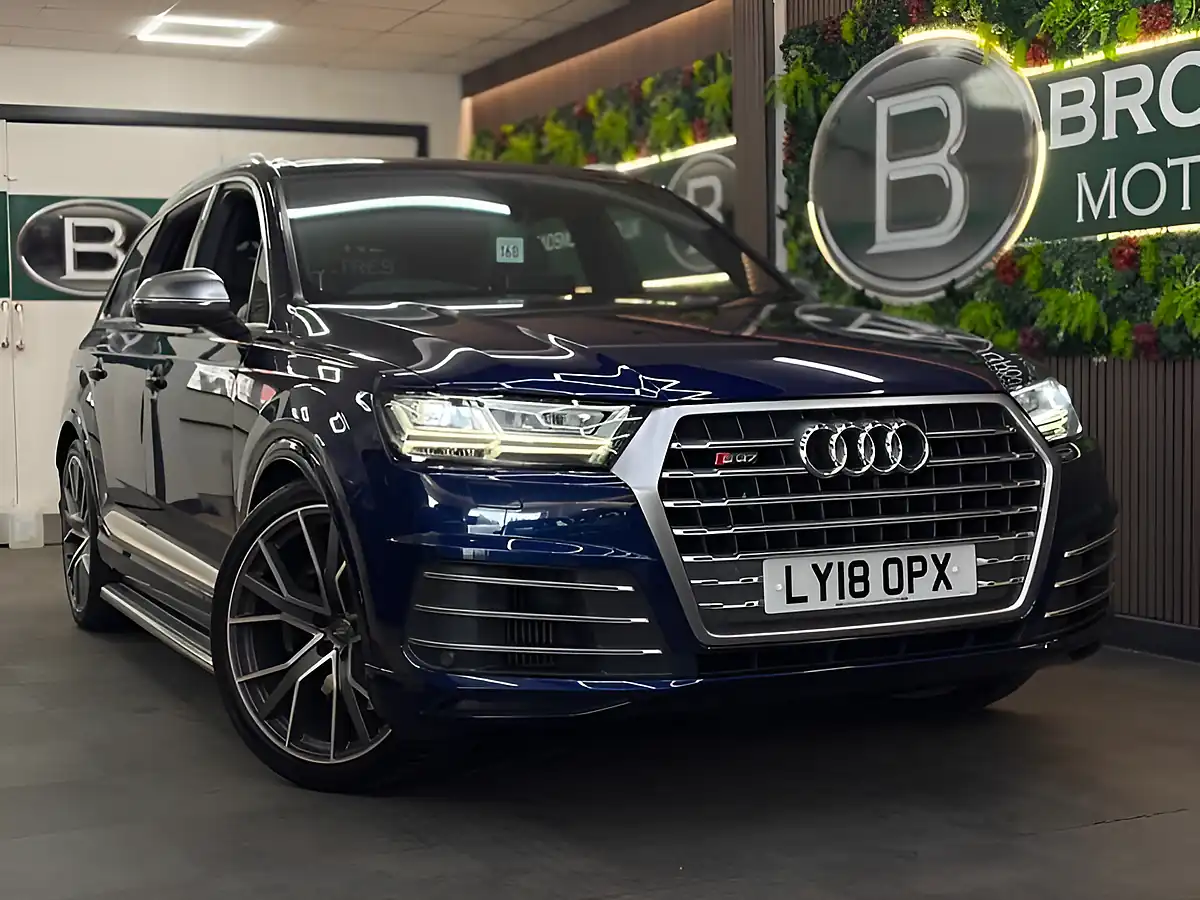 Used 2018 Audi Q7 SQ7 Quattro [4X Services & Huge Spec] Blue - Interior and Exterior details 2