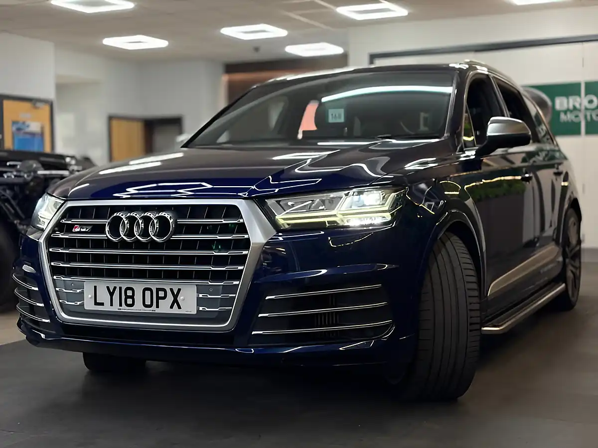 Used 2018 Audi Q7 SQ7 Quattro [4X Services & Huge Spec] Blue - Interior and Exterior details 7