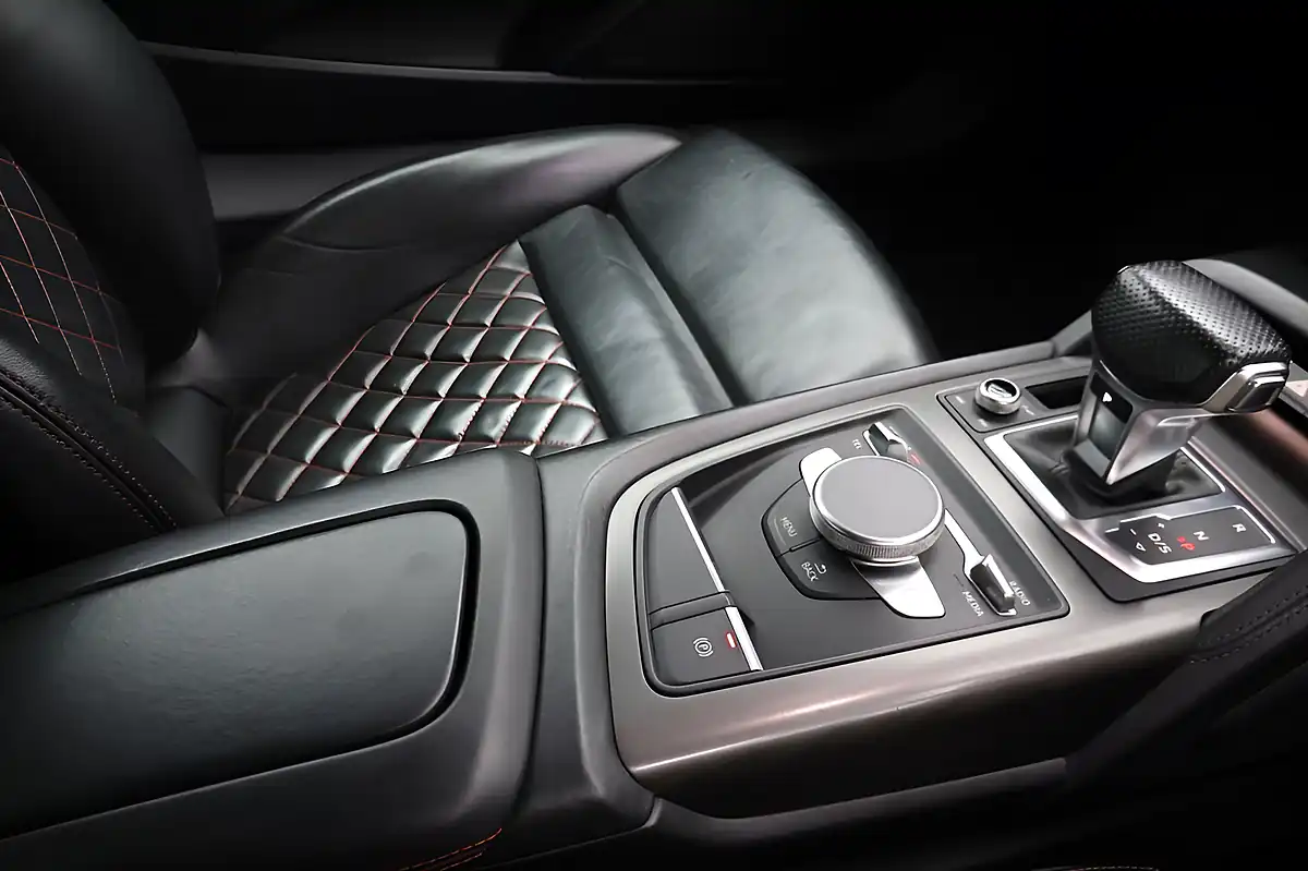 Used 2018 Audi R8 Plus Grey - Interior and Exterior details 18