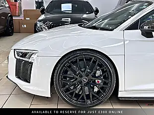 Used 2018 Audi R8 Plus Spyder S Tronic Quattro White - Interior and Exterior details 13