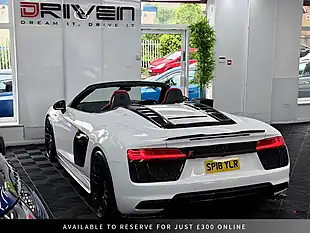 Used 2018 Audi R8 Spyder White - Interior and Exterior details 12