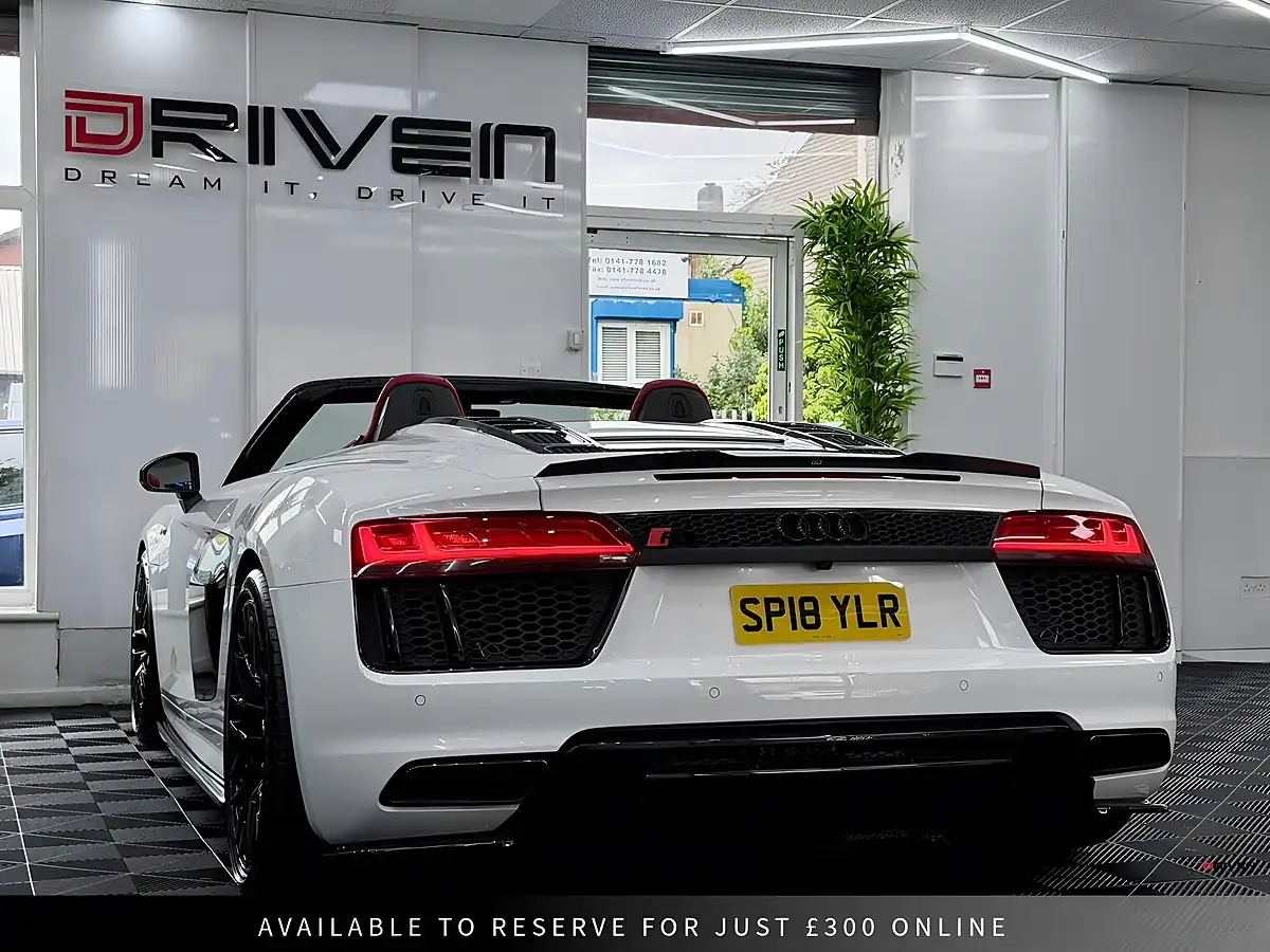 Used 2018 Audi R8 Spyder White - Interior and Exterior details 3