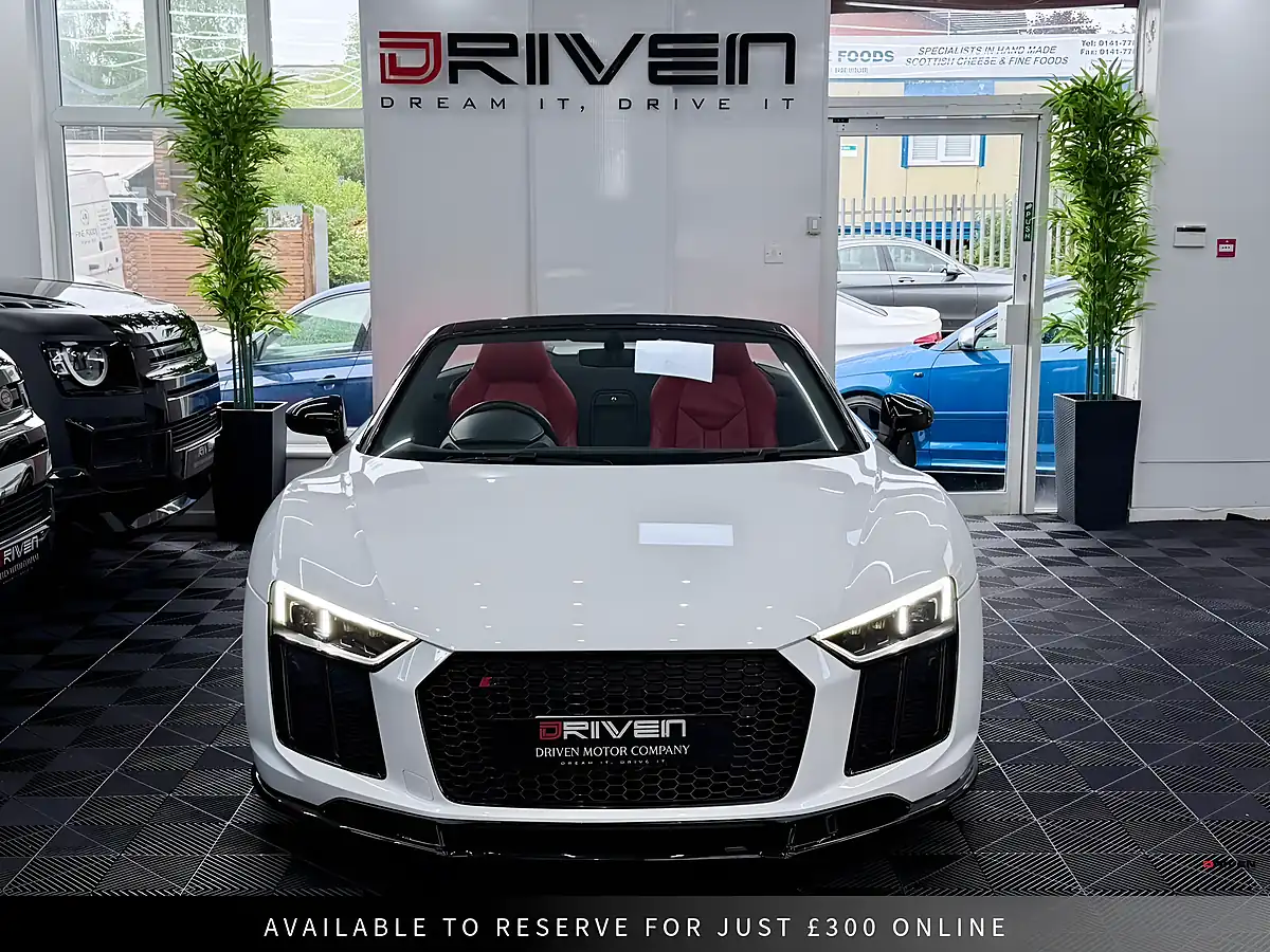 Used 2018 Audi R8 Spyder White - Interior and Exterior details 4