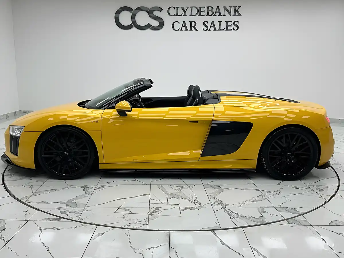 Used 2018 Audi R8 Spyder Yellow - Interior and Exterior details 11