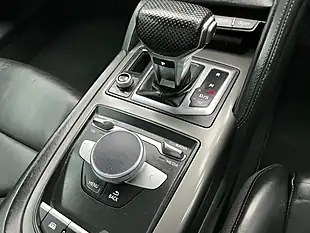 Used 2018 Audi R8 Spyder Yellow - Interior and Exterior details 19