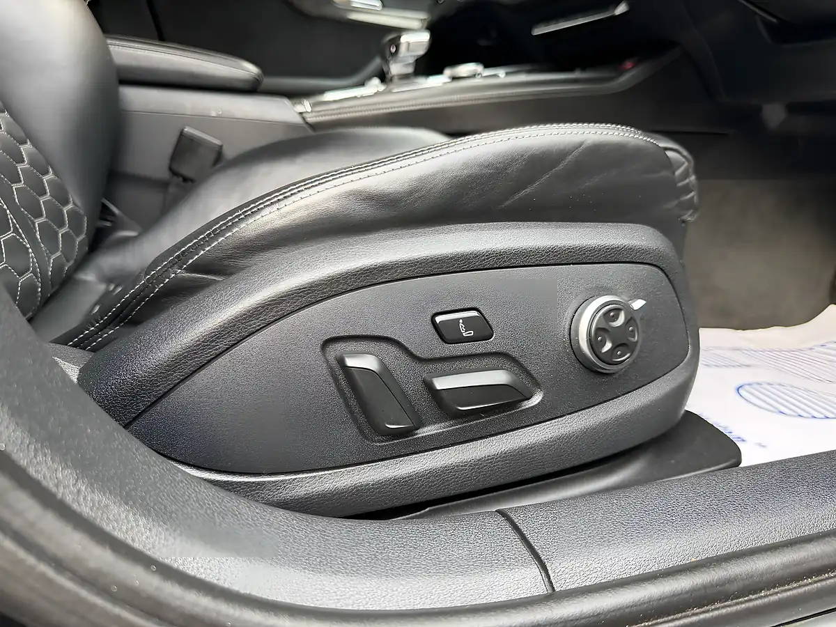 Used 2018 Audi RS4 Avant Grey - Interior and Exterior details 12