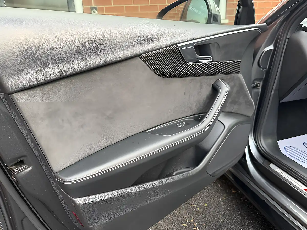 Used 2018 Audi RS4 Avant Grey - Interior and Exterior details 17
