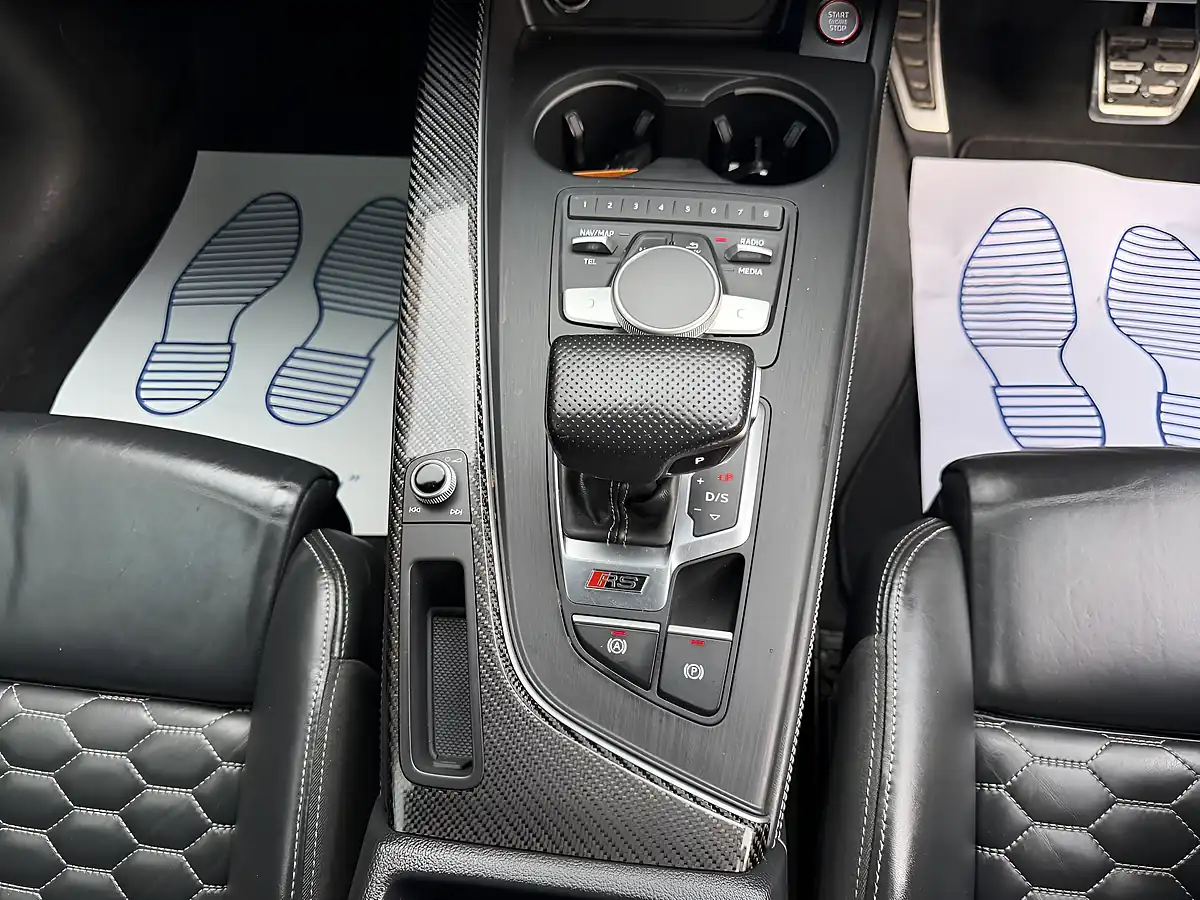 Used 2018 Audi RS4 Avant Grey - Interior and Exterior details 18