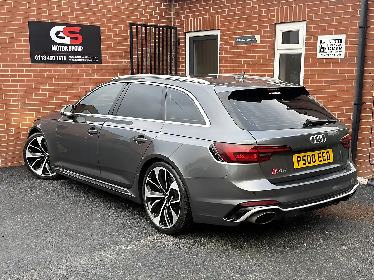 Used 2018 Audi RS4 Avant Grey - Interior and Exterior details 7
