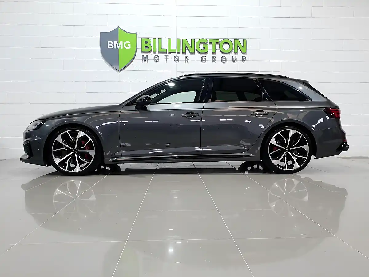Used 2018 Audi RS4 Avant Grey - Interior and Exterior details 4