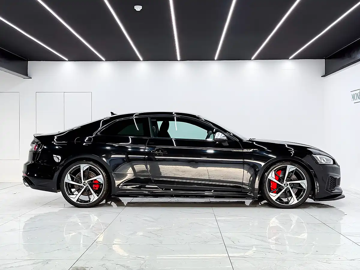 Used 2018 Audi RS5 Coupe Black - Interior and Exterior details 3