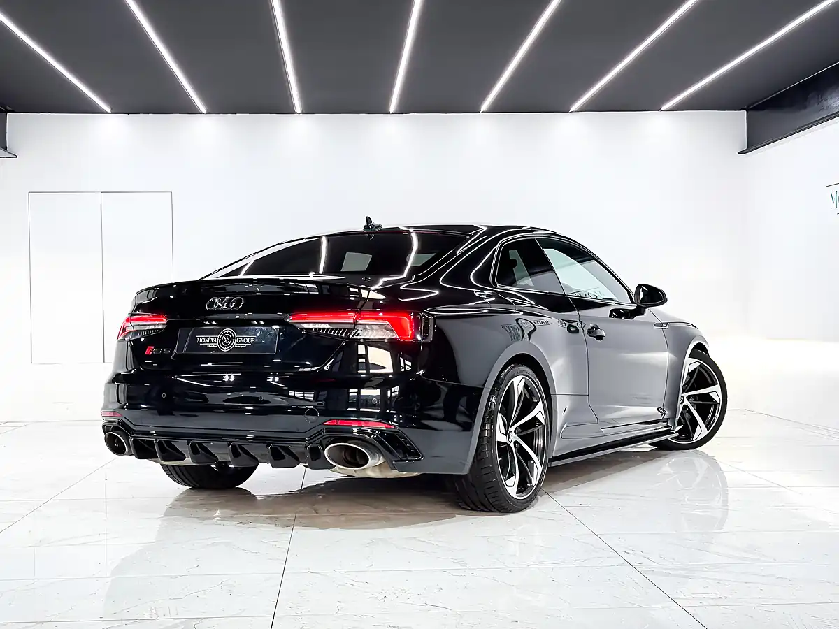 Used 2018 Audi RS5 Coupe Black - Interior and Exterior details 6