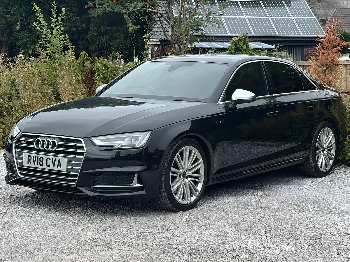 Used 2018 Audi S4 Black - Interior and Exterior details 6