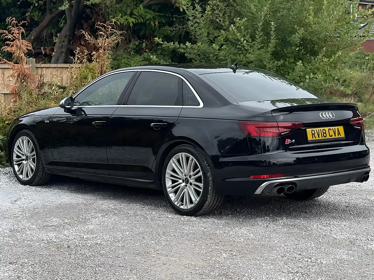Used 2018 Audi S4 Black - Interior and Exterior details 7