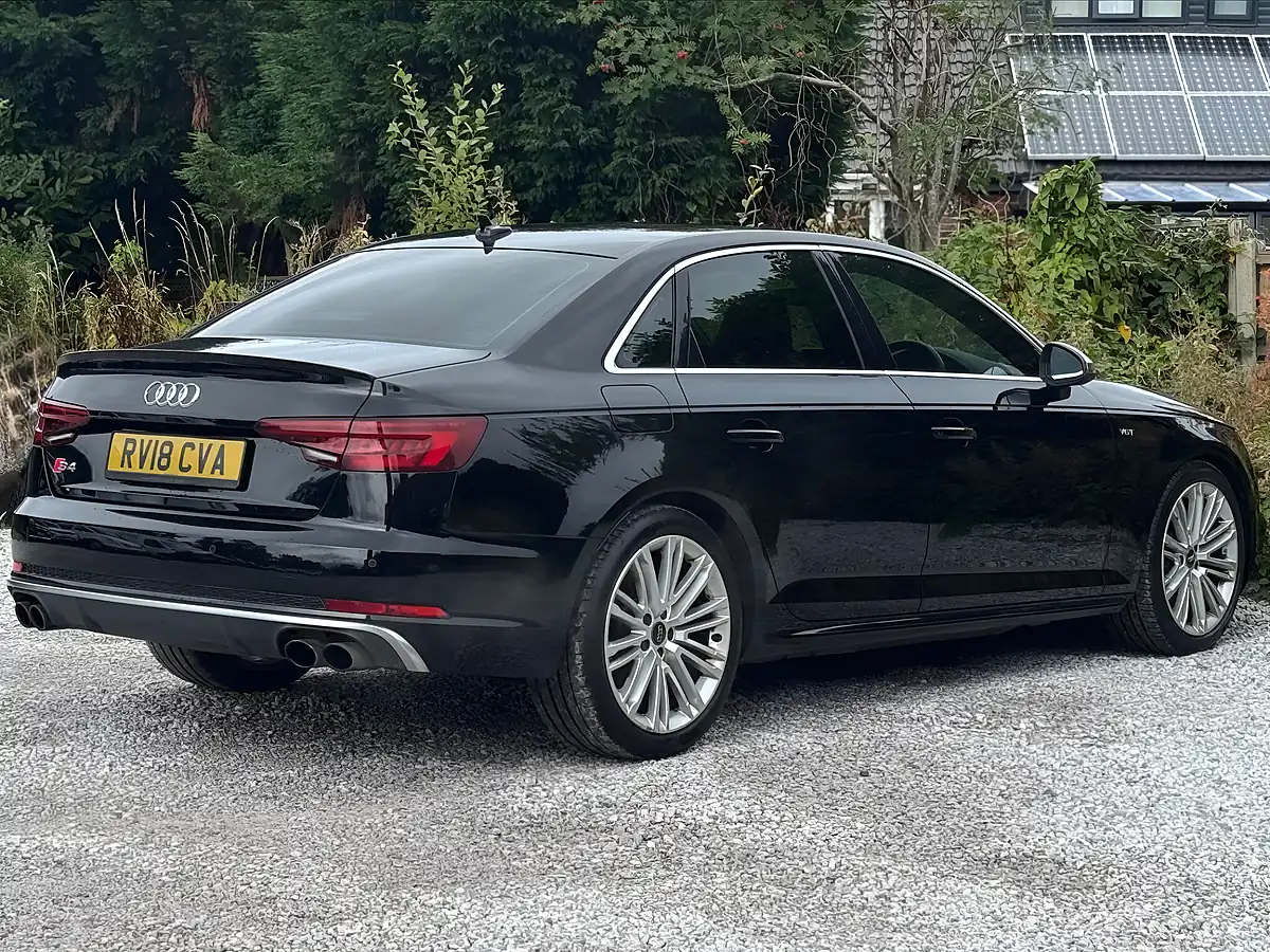 Used 2018 Audi S4 Black - Interior and Exterior details 9