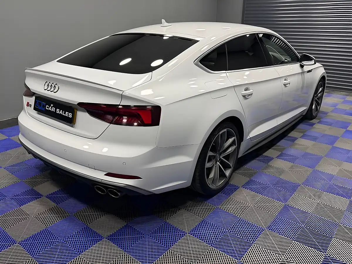 Used 2018 Audi S5 Sportback Glacier White - Interior and Exterior details 11