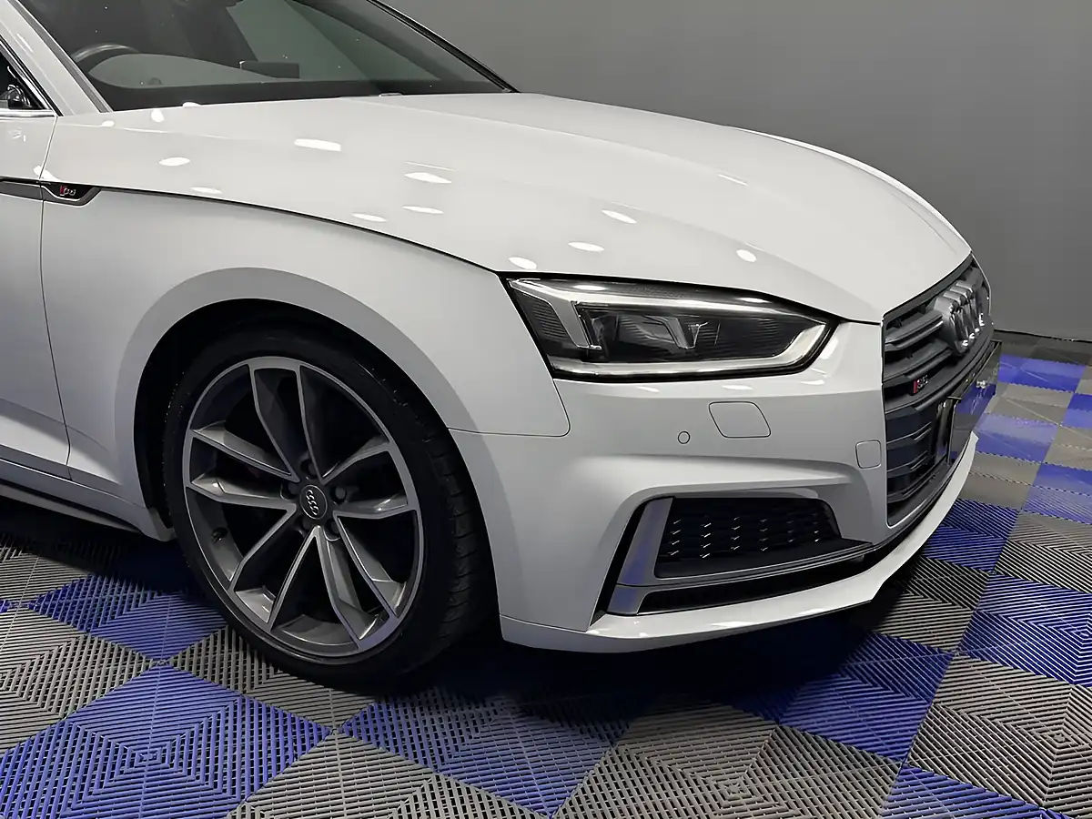 Used 2018 Audi S5 Sportback Glacier White - Interior and Exterior details 3