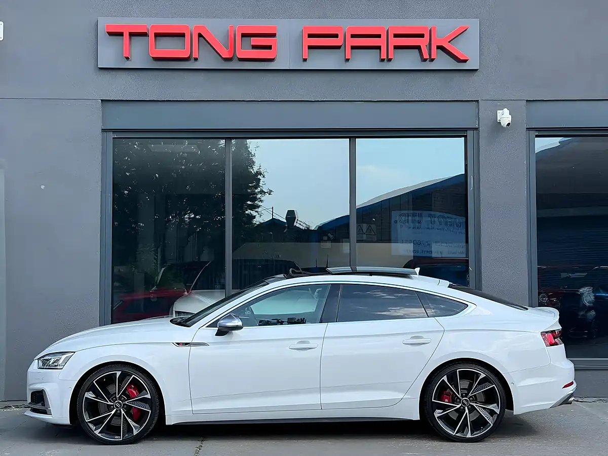 Used 2018 Audi S5 Sportback White - Interior and Exterior details 12