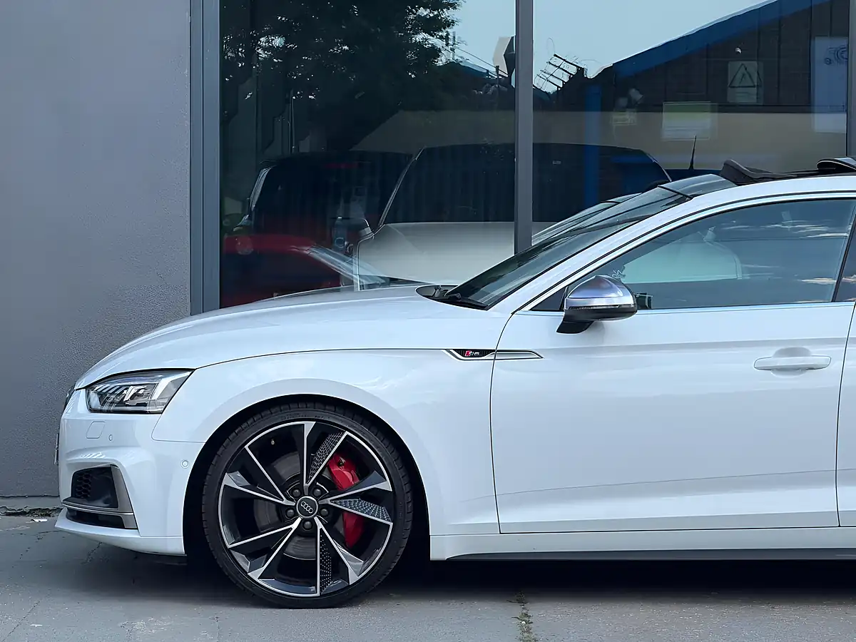 Used 2018 Audi S5 Sportback White - Interior and Exterior details 14