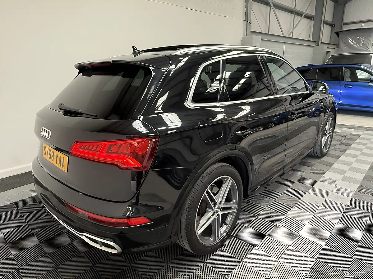 Used 2018 Audi SQ5 Black - Interior and Exterior details 6