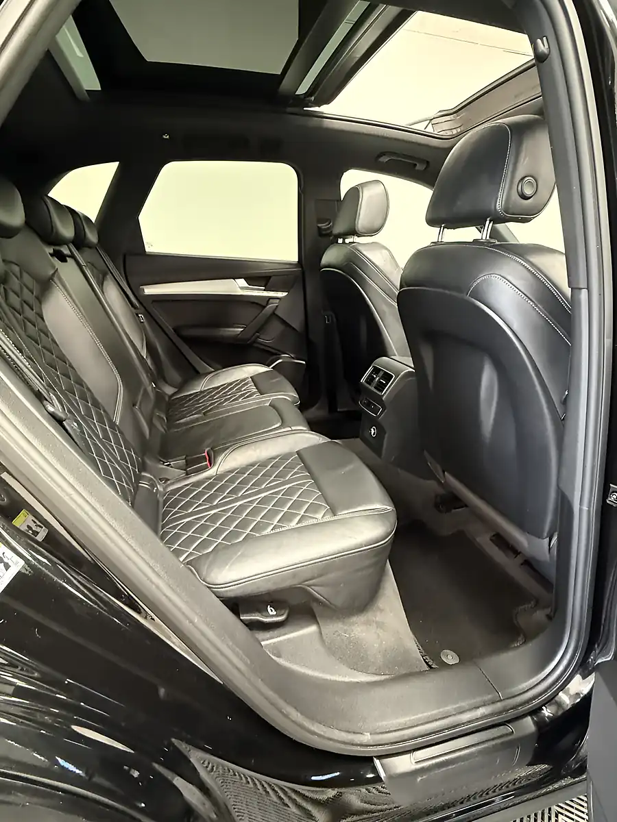 Used 2018 Audi SQ5 Black - Interior and Exterior details 9