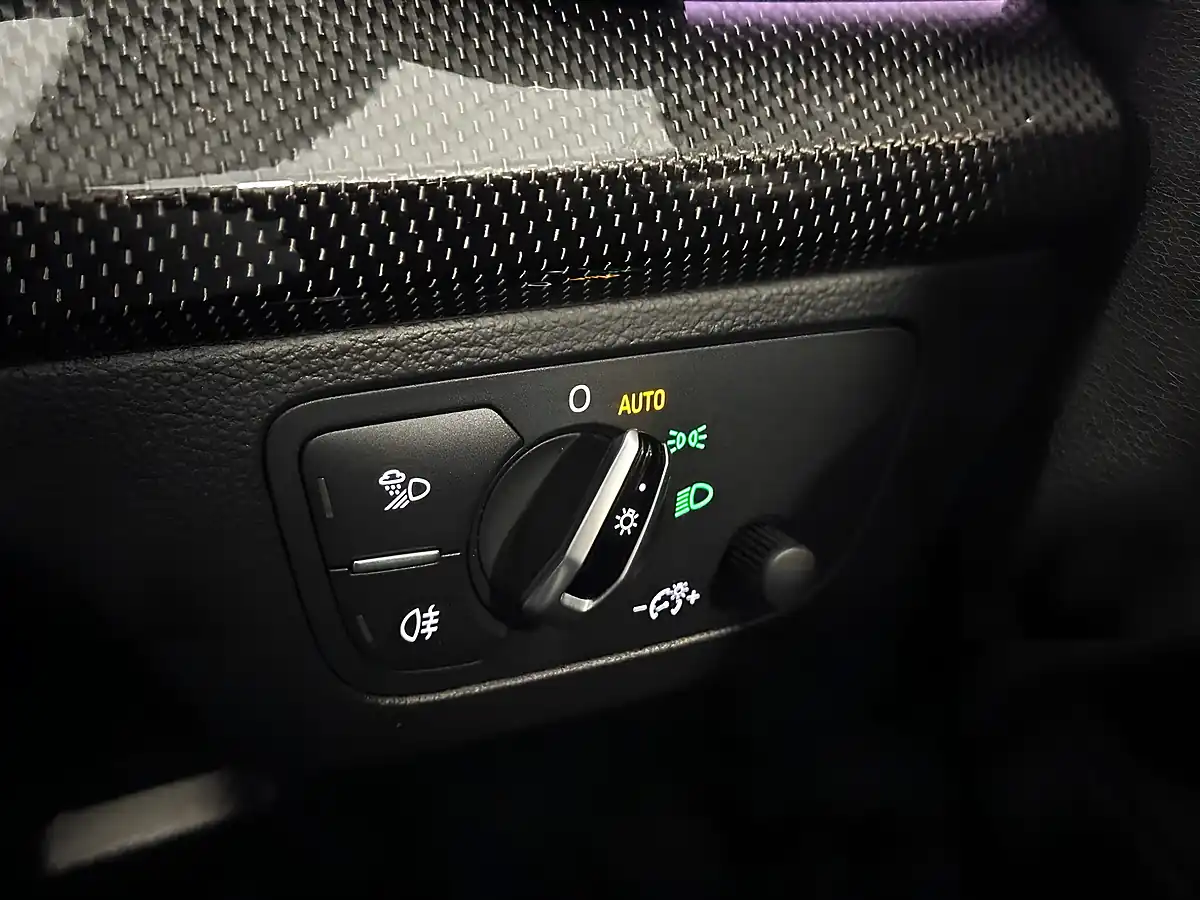 Used 2018 Audi SQ5 Brilliant Black - Interior and Exterior details 10