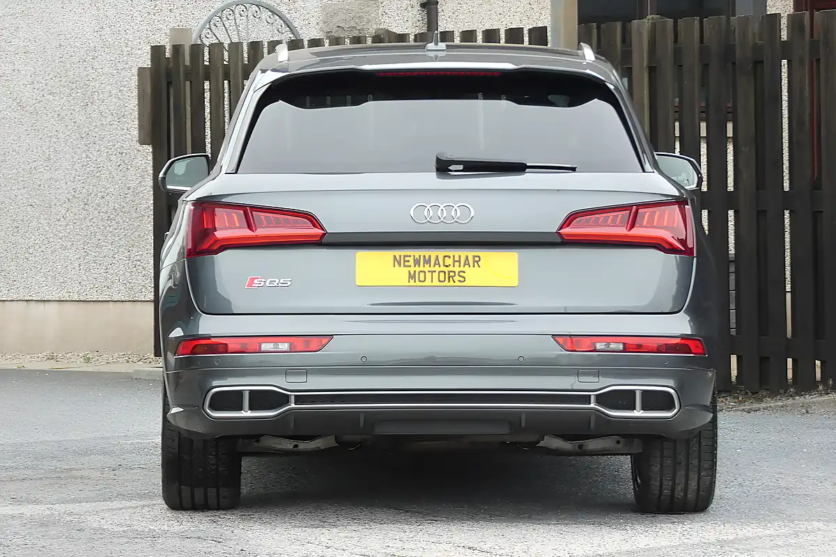 Used 2018 Audi SQ5 Grey - Interior and Exterior details 3