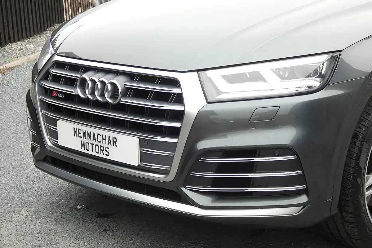 Used 2018 Audi SQ5 Grey - Interior and Exterior details 6