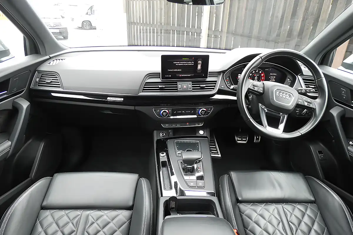 Used 2018 Audi SQ5 Grey - Interior and Exterior details 9