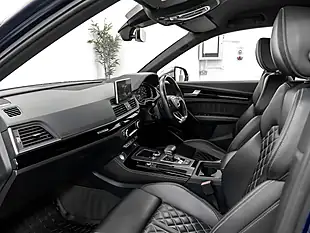 Used 2018 Audi SQ5 Navarra Blue - Interior and Exterior details 13