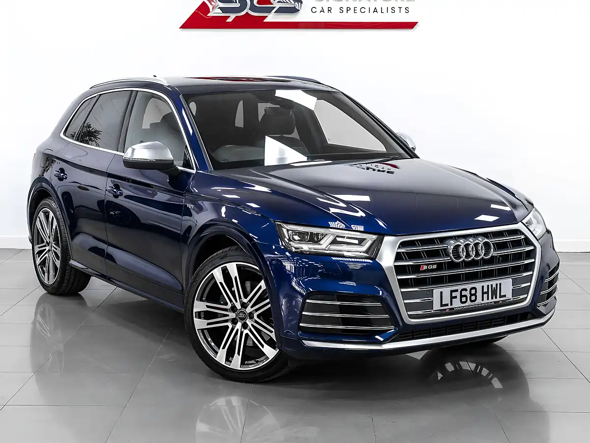Used 2018 Audi SQ5 Navarra Blue - Interior and Exterior details 8