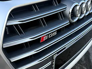 Used 2018 Audi SQ5 Silver - Interior and Exterior details 4