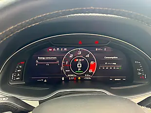 Used 2018 Audi Sq7 Blue - Interior and Exterior details 13