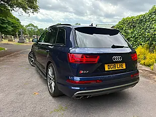 Used 2018 Audi Sq7 Blue - Interior and Exterior details 18