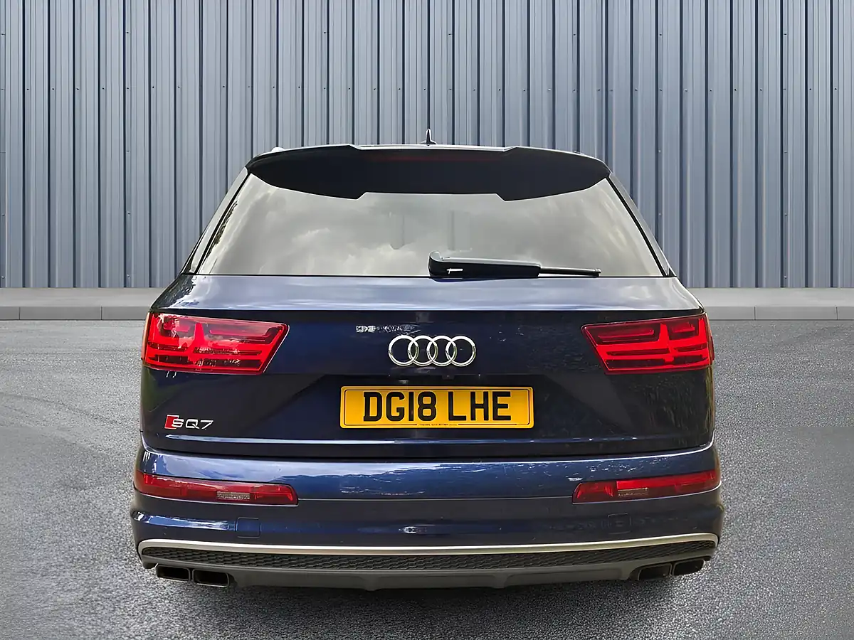 Used 2018 Audi Sq7 Blue - Interior and Exterior details 5